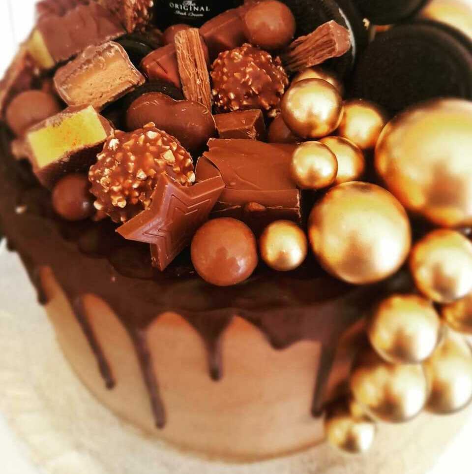 Ferrero Rocher Cake&nbsp;